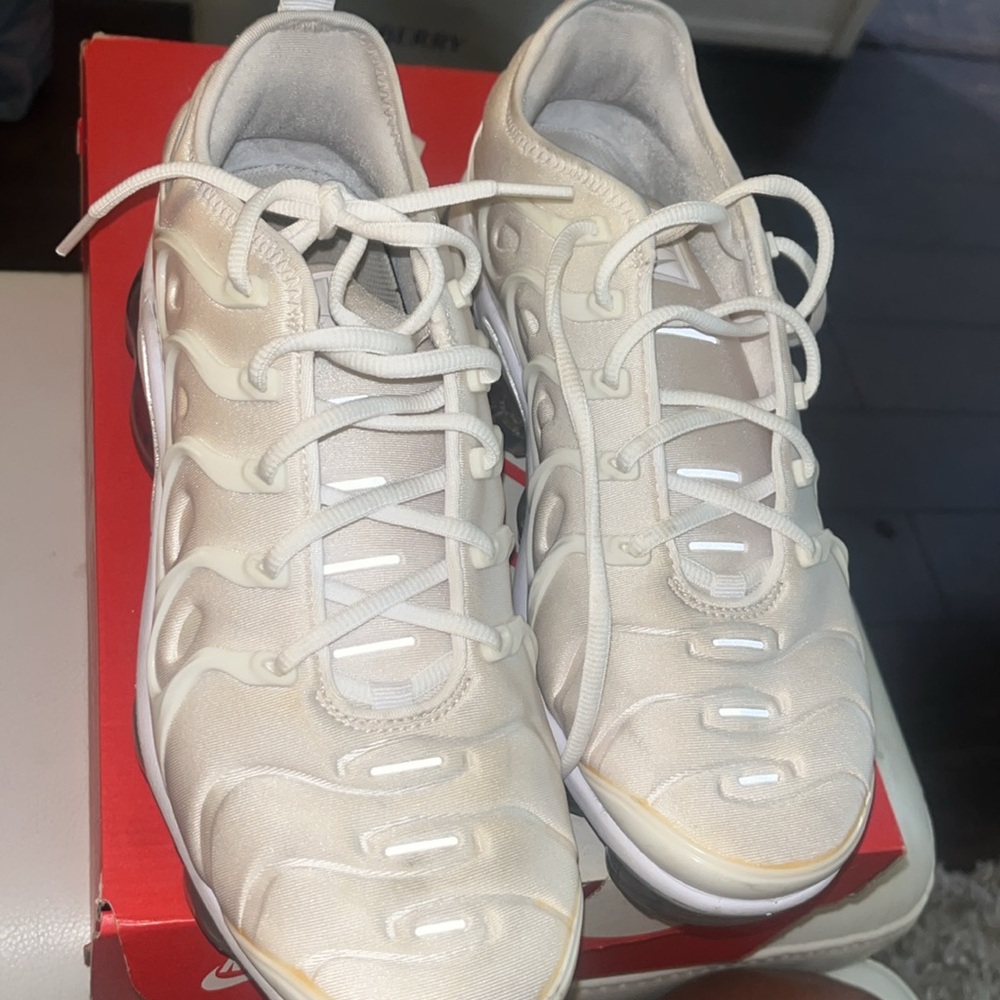 Men air vapormax plus - Picture 2 of 6